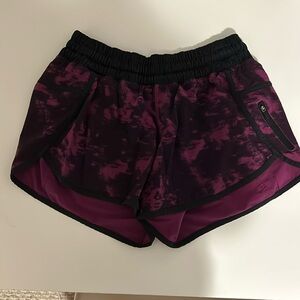 Lululemon track that shorts!